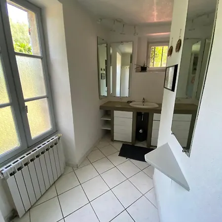 Belle Maison En Pierre Avec Piscine